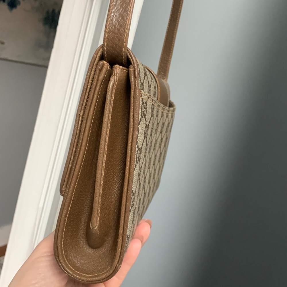 Authentic vintage Gucci brown signature crossbody, shoulder bag, and Cluch - Picture 7 of 17